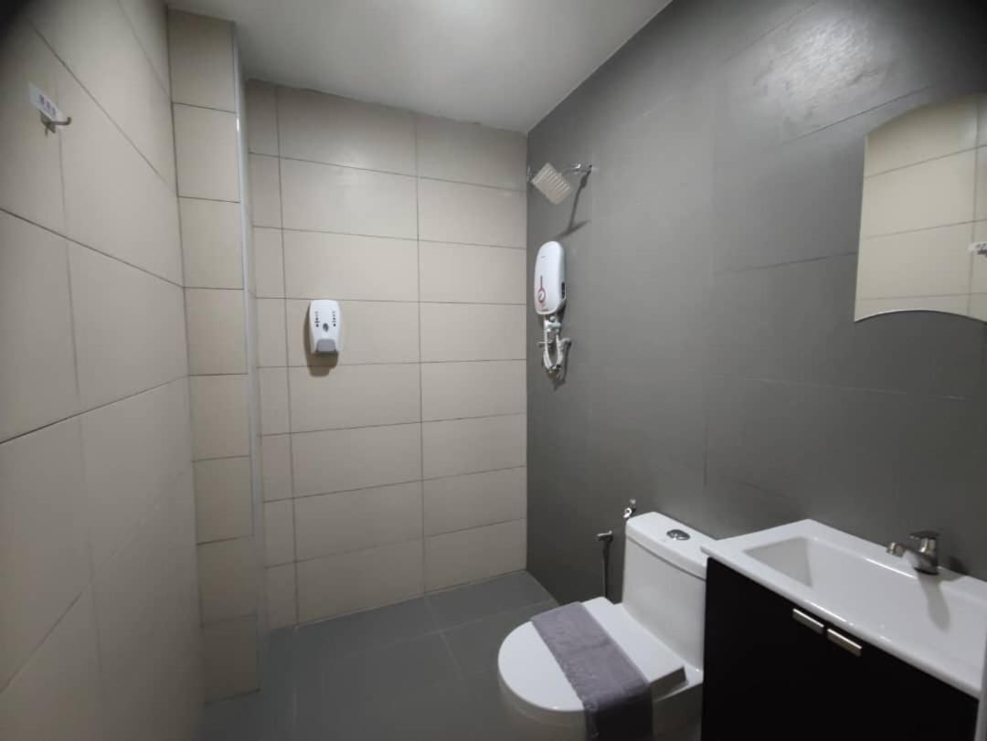 Hotel Ching Hua Segamat Eksteriør bilde